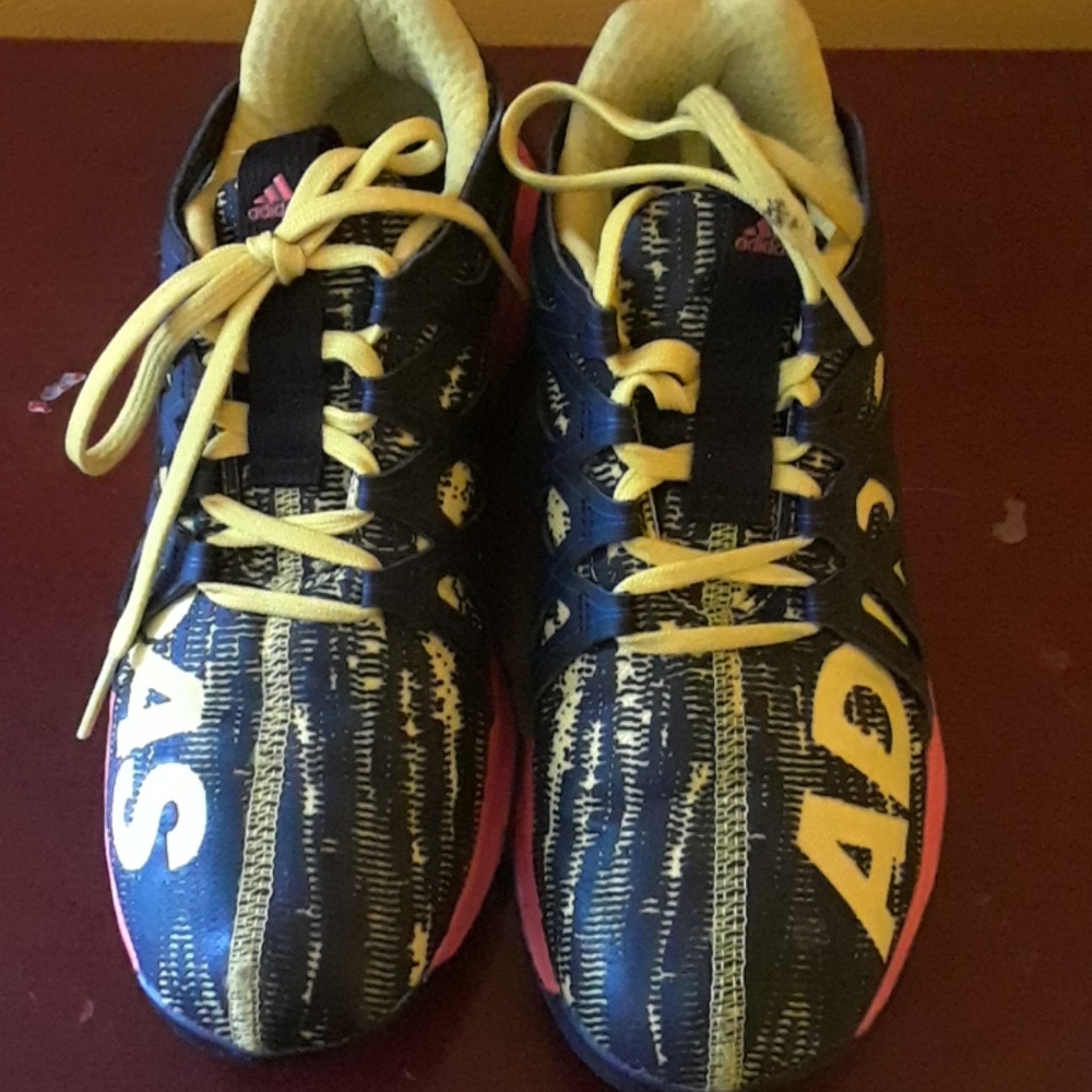 Adidas - Picture 3 of 4